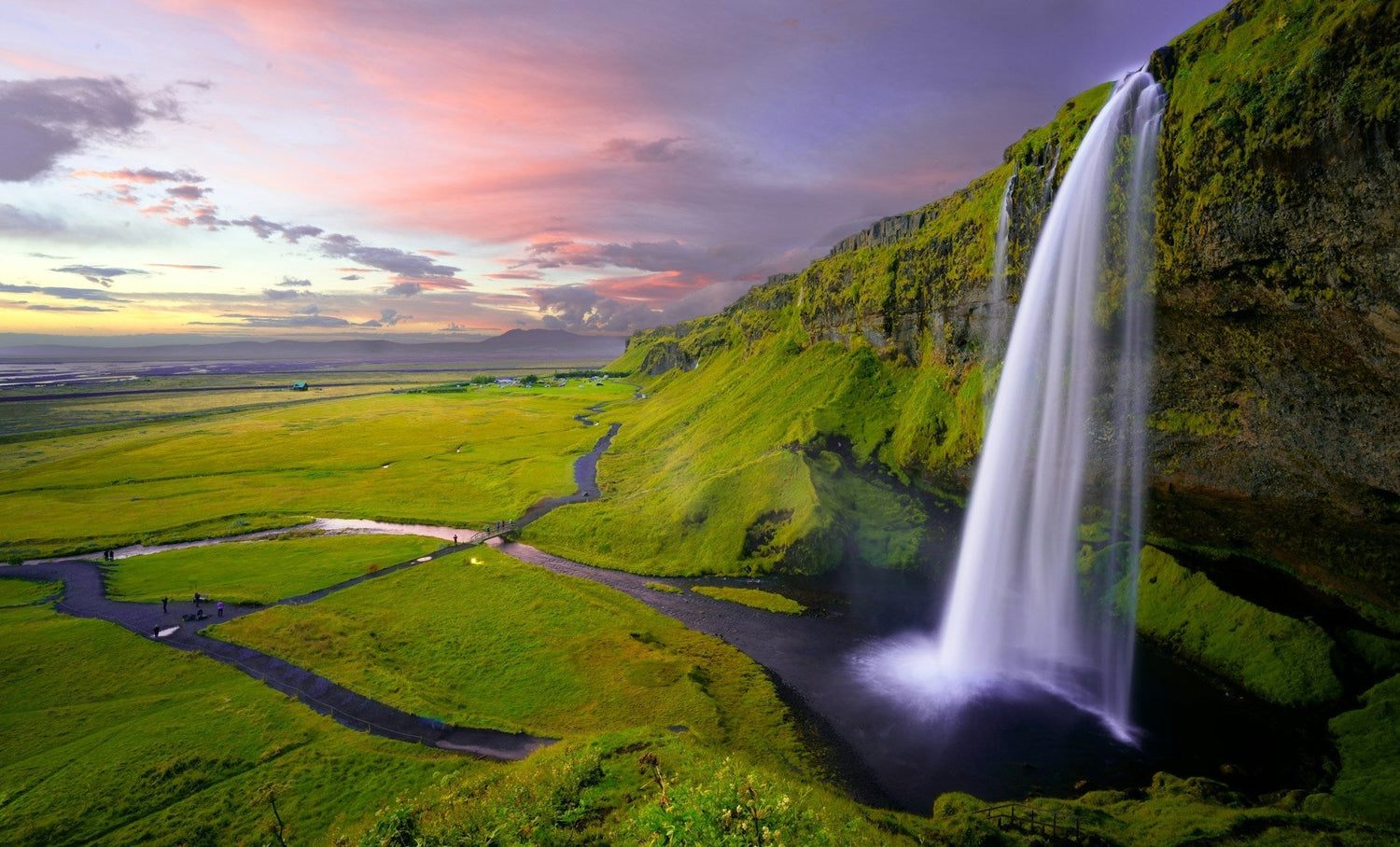 9_European_Locations_That_Look_Like_Another_Planet