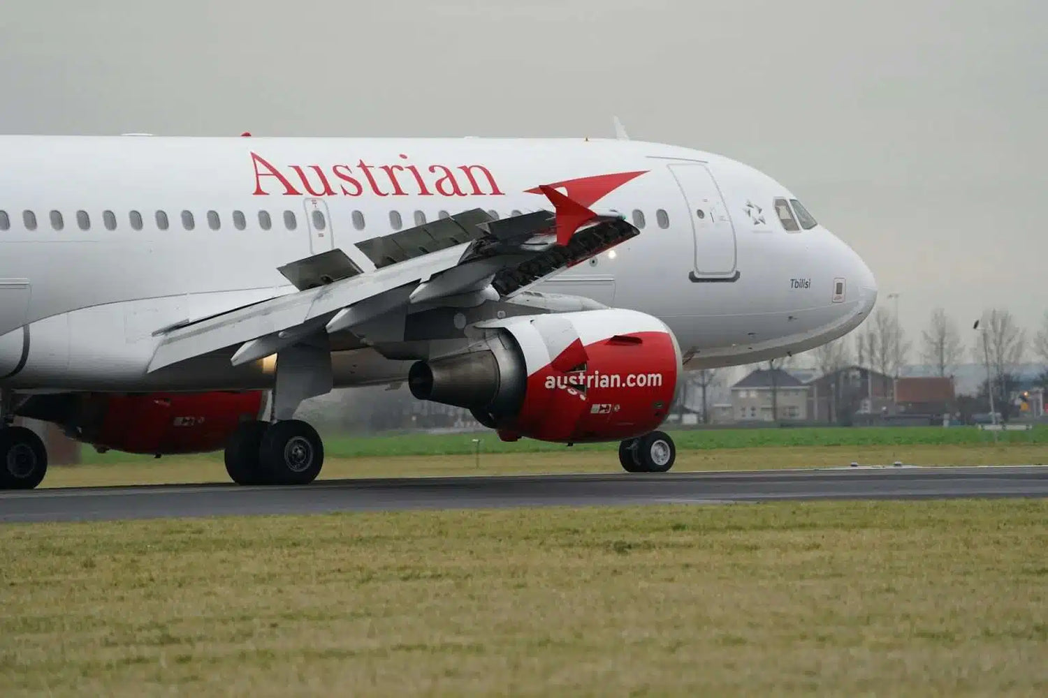 Austrian Airlines Cabin Baggage Dimensions Weight And The Right Suitcase