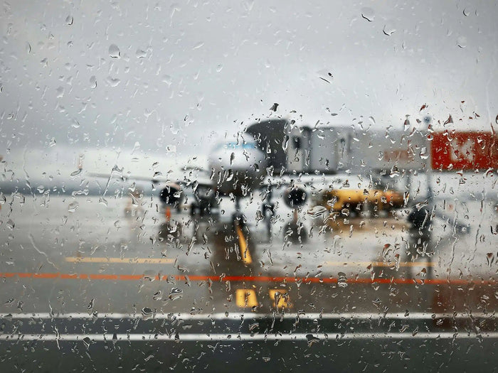 How_To_Pack_Hand_Baggage_For_Rainy_Weather_A_Guide