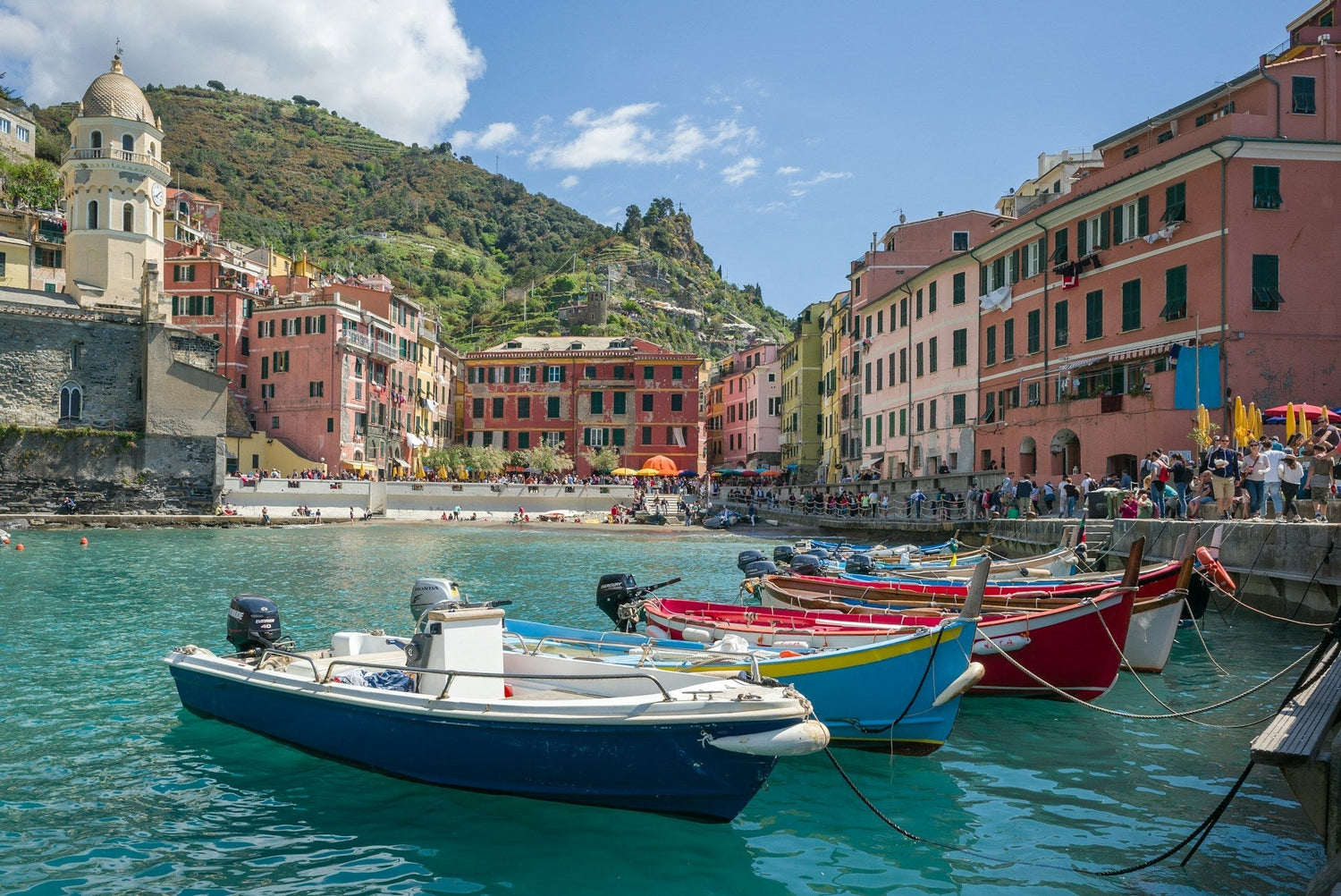 Top 7 Port Towns For A Flight Weekend