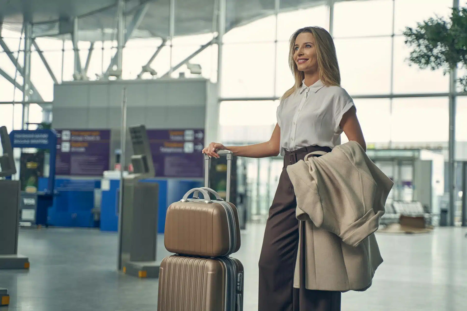 What_Clothes_Work_Best_On_A_Plane