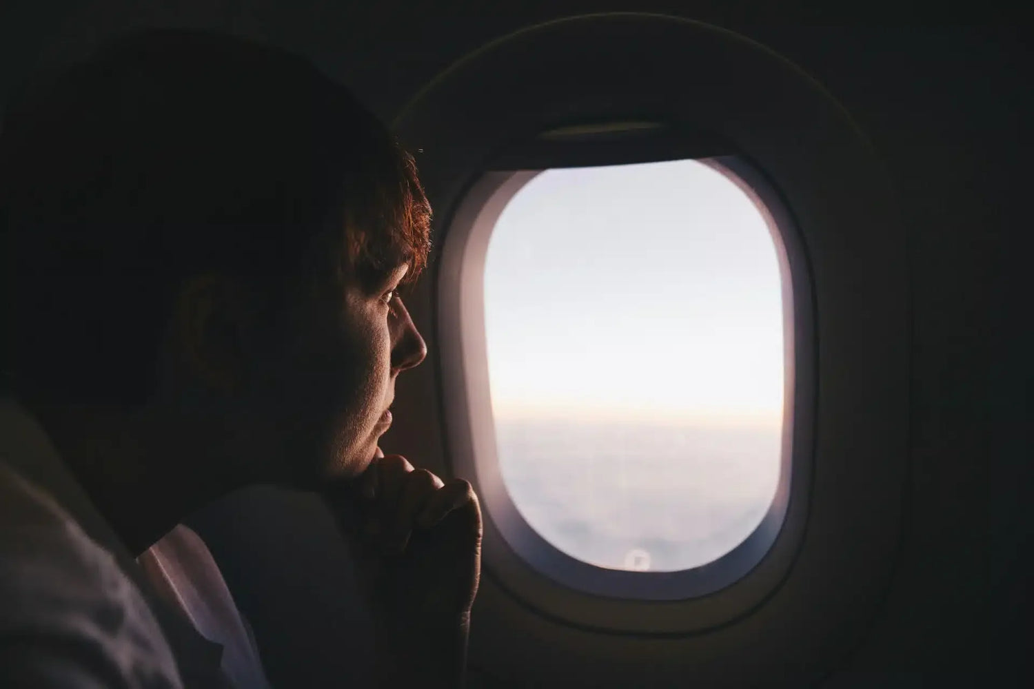 What to Take on a Plane for a 12-Hour Flight?