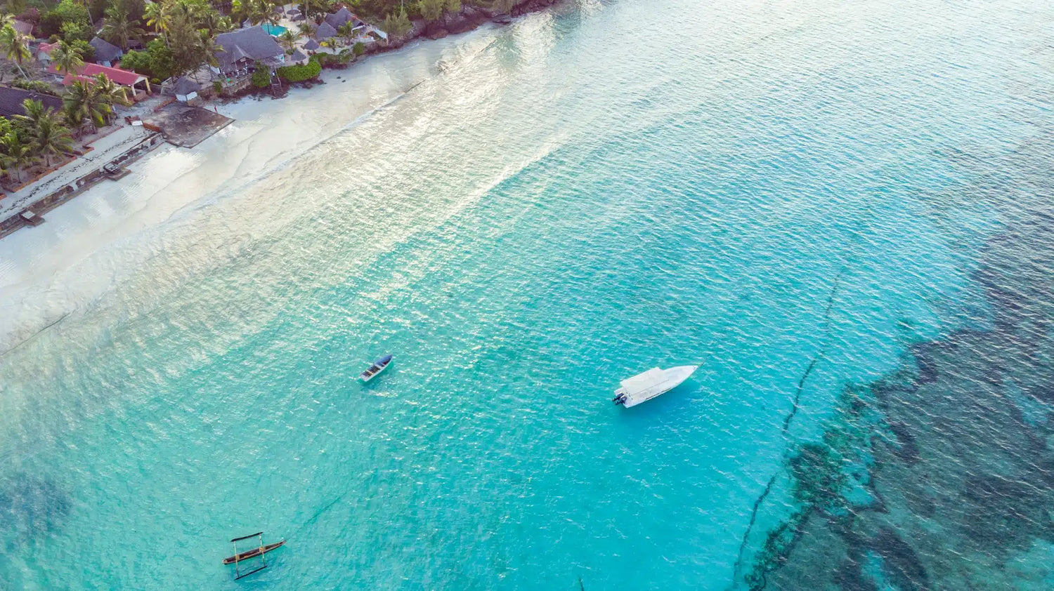 Zanzibar_Or_The_Maldives_Which_Is_More_Of_A_Paradise
