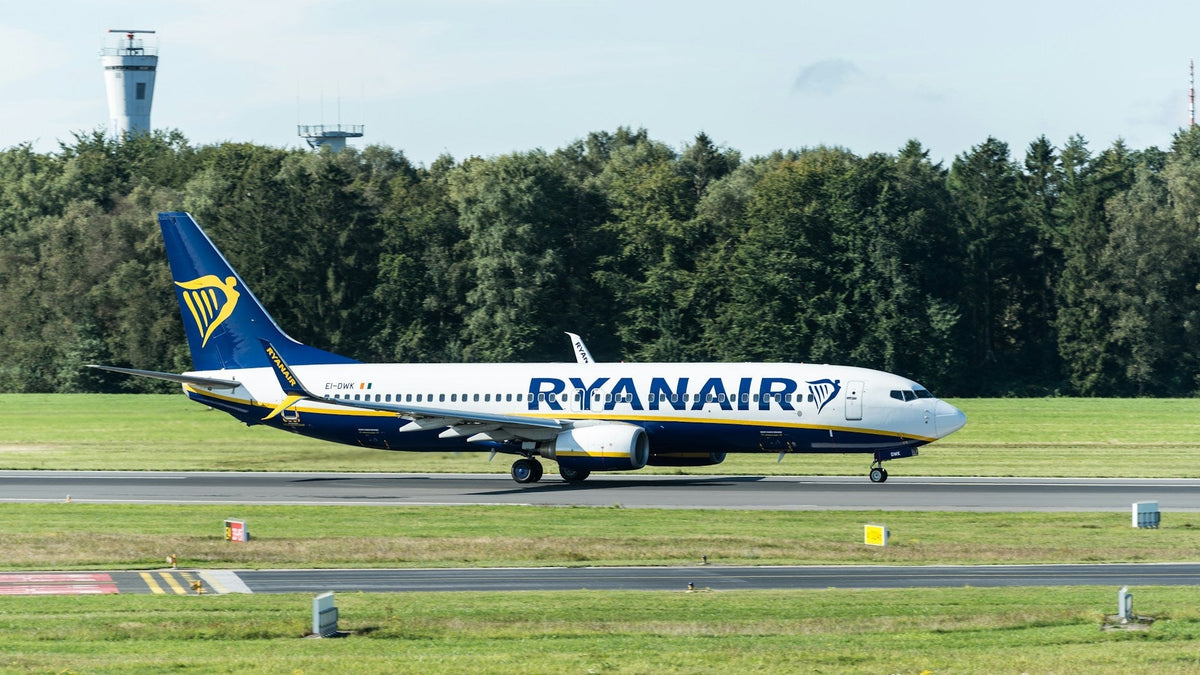 ryanair_cabin_luggage_size_requirements_and_weight