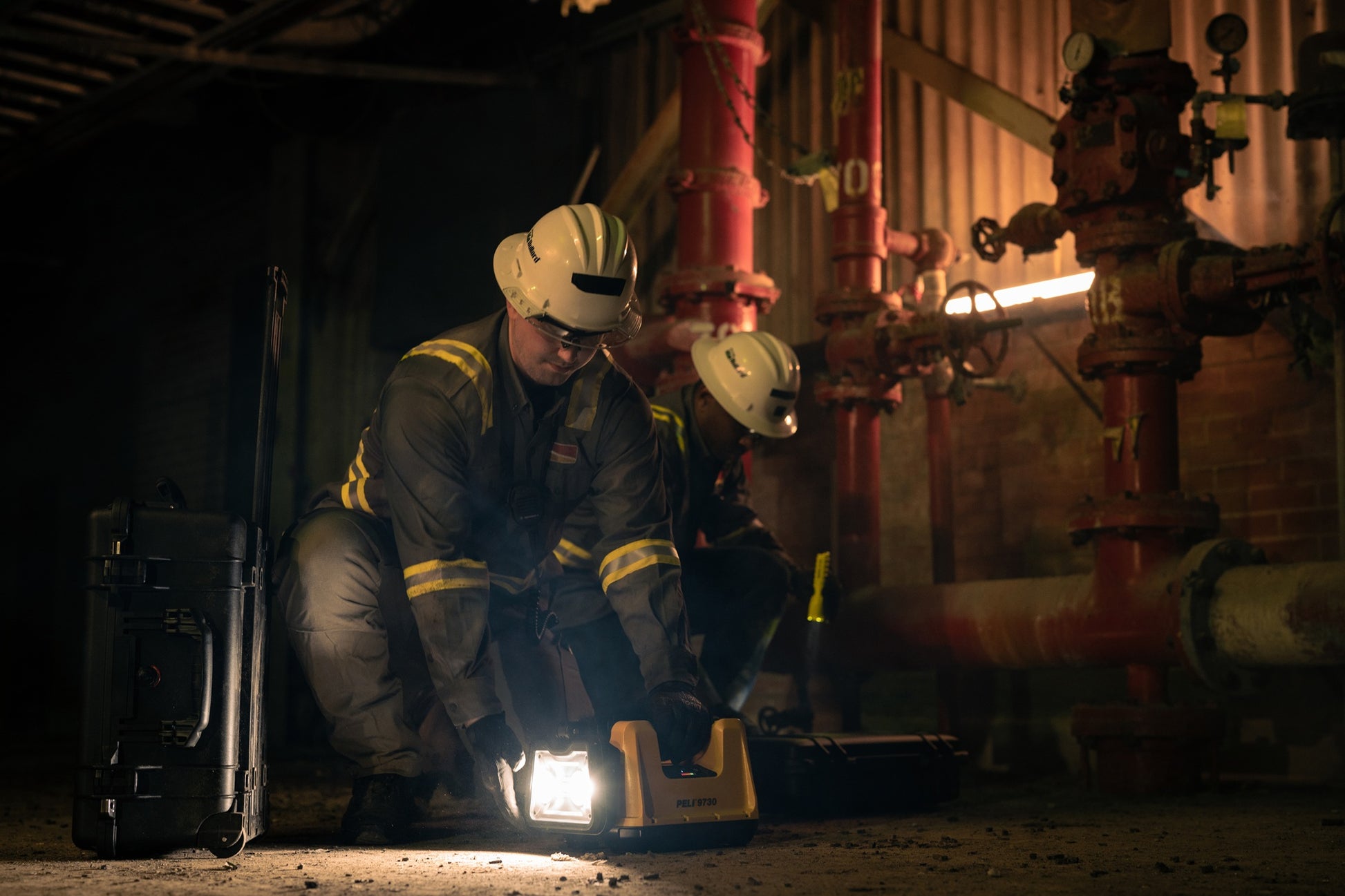 Akutoitel_Lamp_Peli_RALS_9730