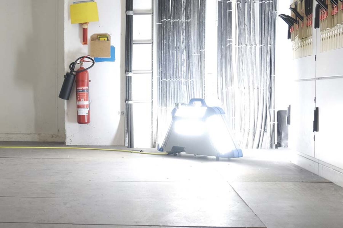 Ala_valgustussusteem_100_000_lm_SONLUX_POWERCASE_L_80C03001-0006