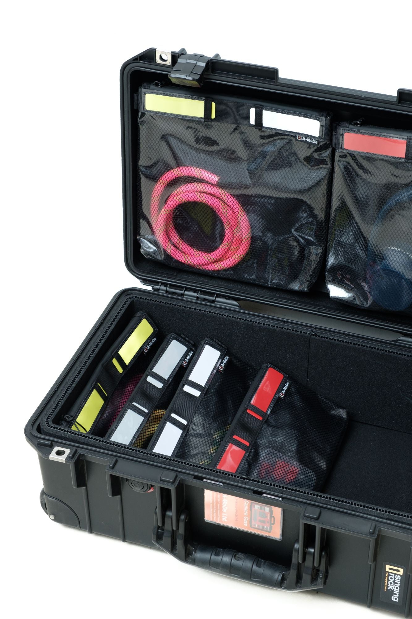 LID1519OBL2 lid organizer with two 25 x 25 cm mesh pouches and mounting plate for Peli cases