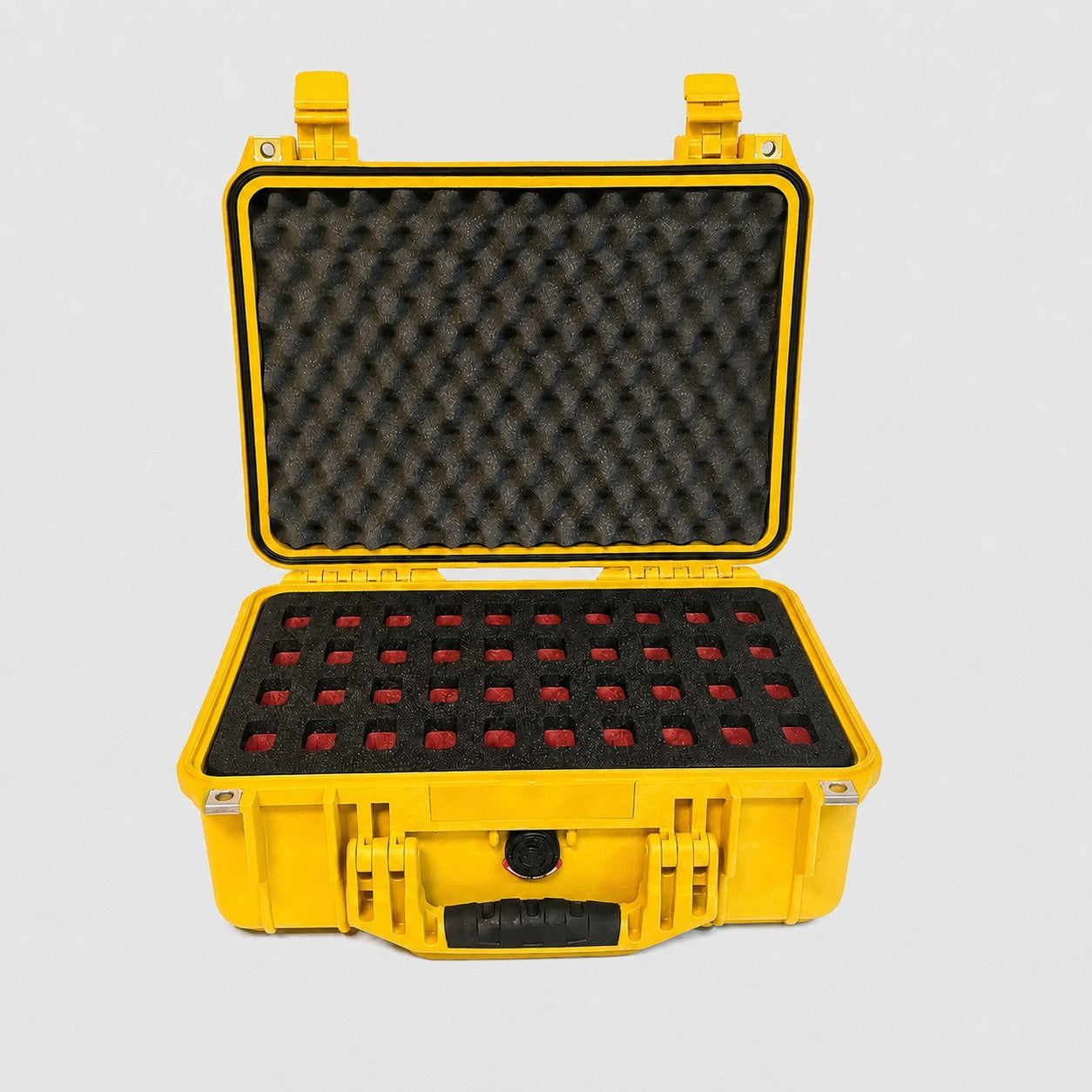 Tilpasset Peli 1450 knivkoffert for 40 foldekniver