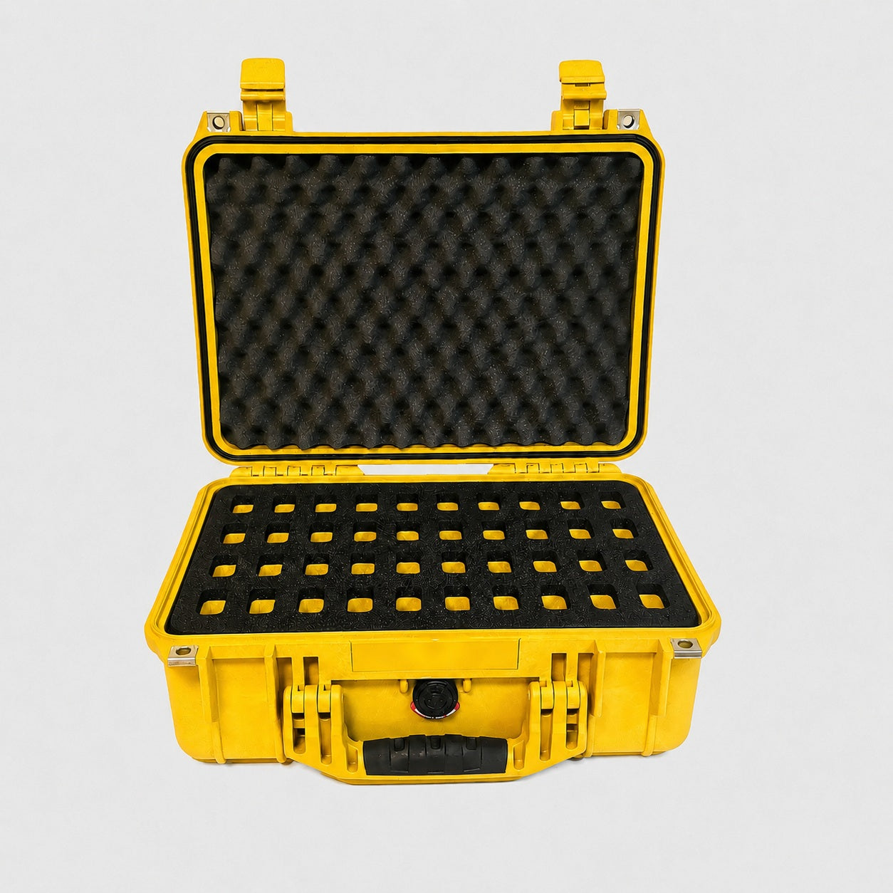 Tilpasset Peli 1450 knivkoffert for 40 foldekniver