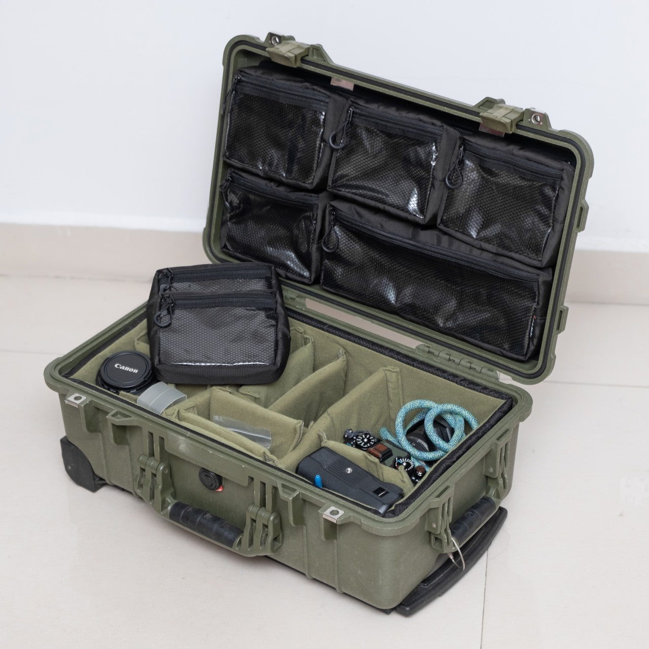 Organisateur-de-couvercle-Peli-avec-poches