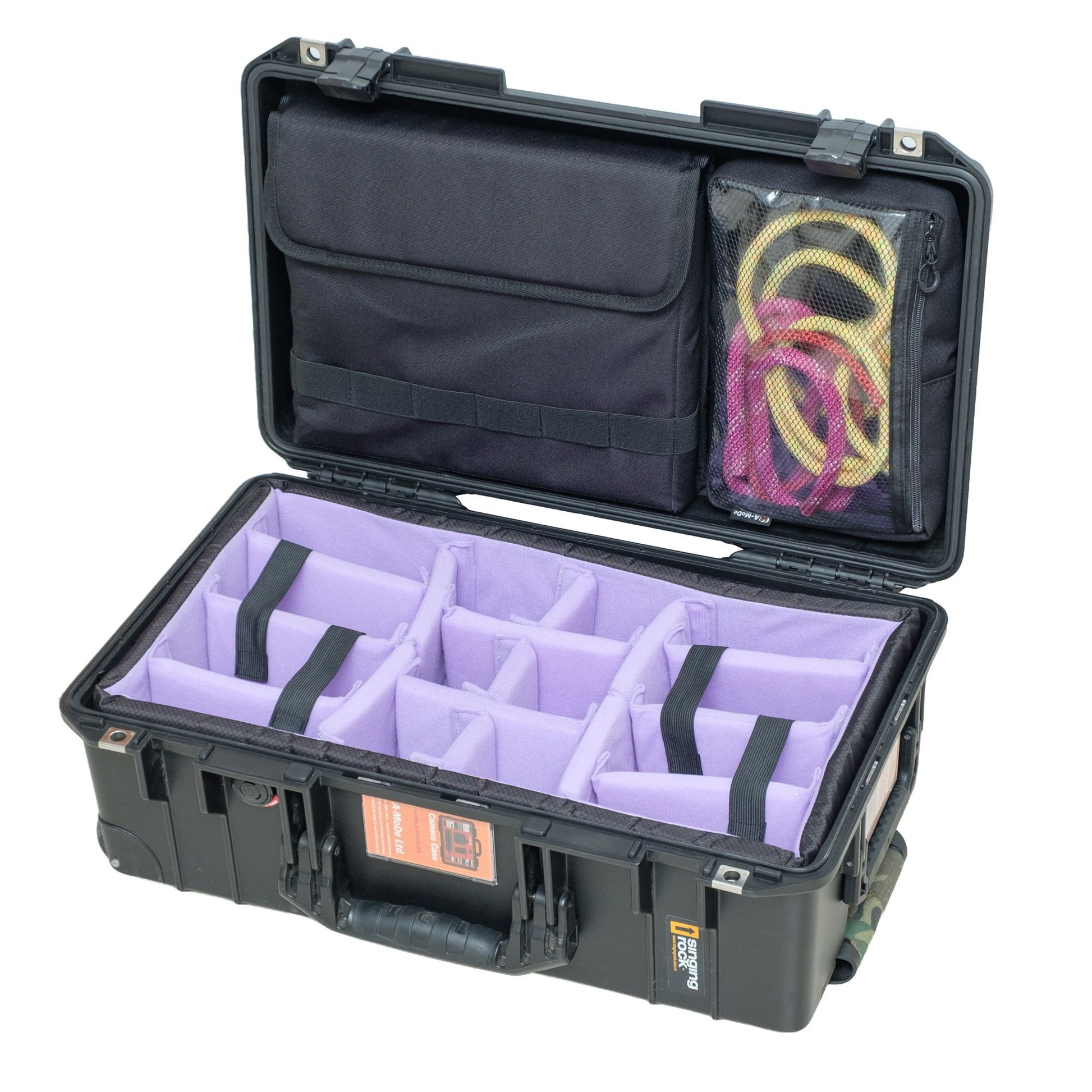 Starlink Mini router stored inside the LID1519SL padded lid organizer