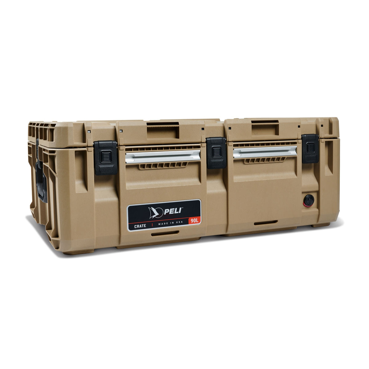 Peli CRATE 90L CR90 lastekasse i sandbeige, sett skrått forfra