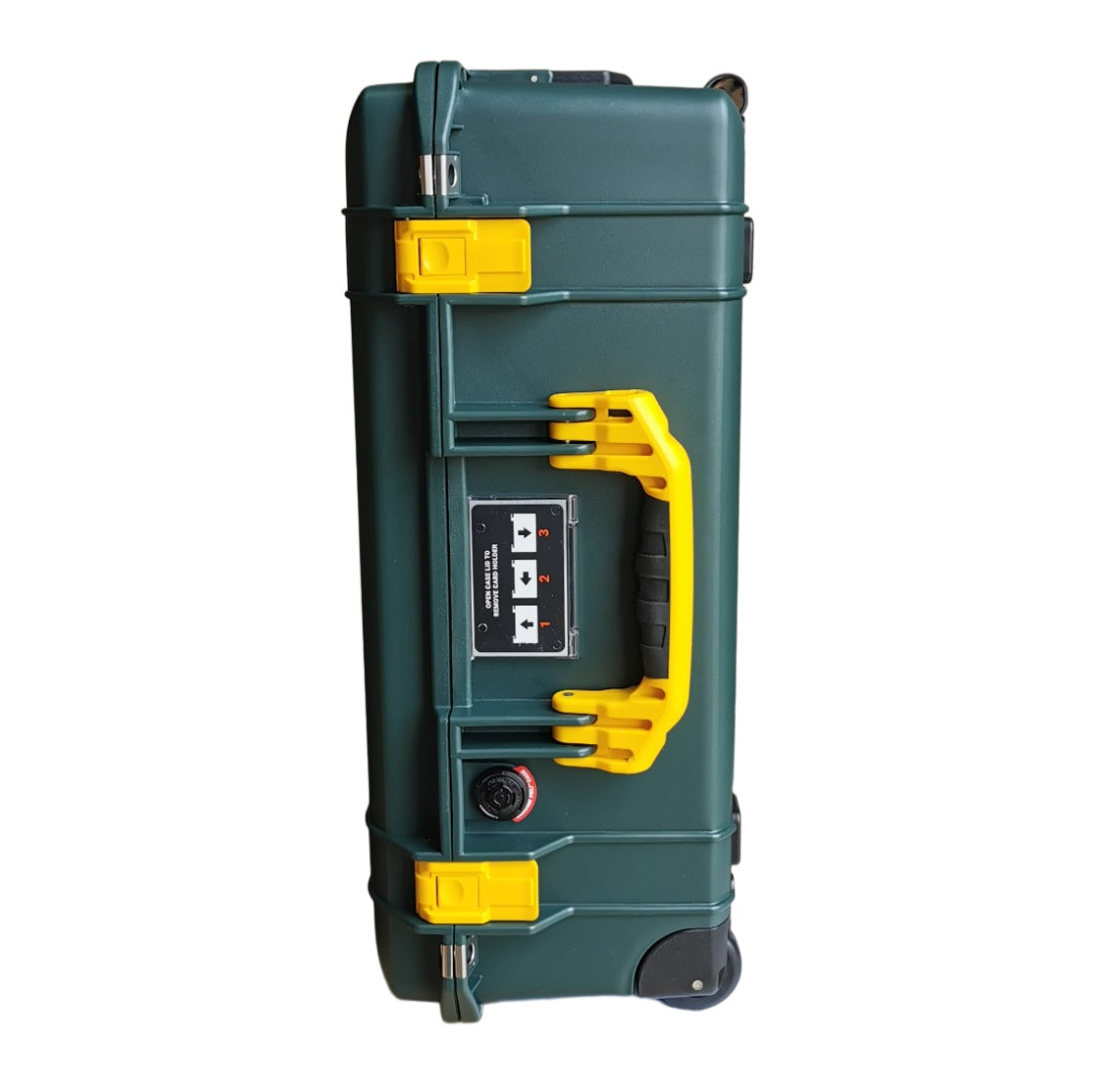 Peli_Air_1535_Green_Yellow