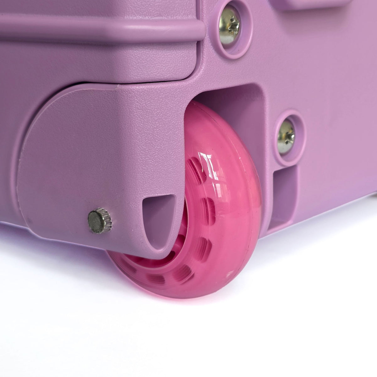 Coloured replacement rubber wheels for Peli Air cases – aftermarket 60 mm wheels, detail view