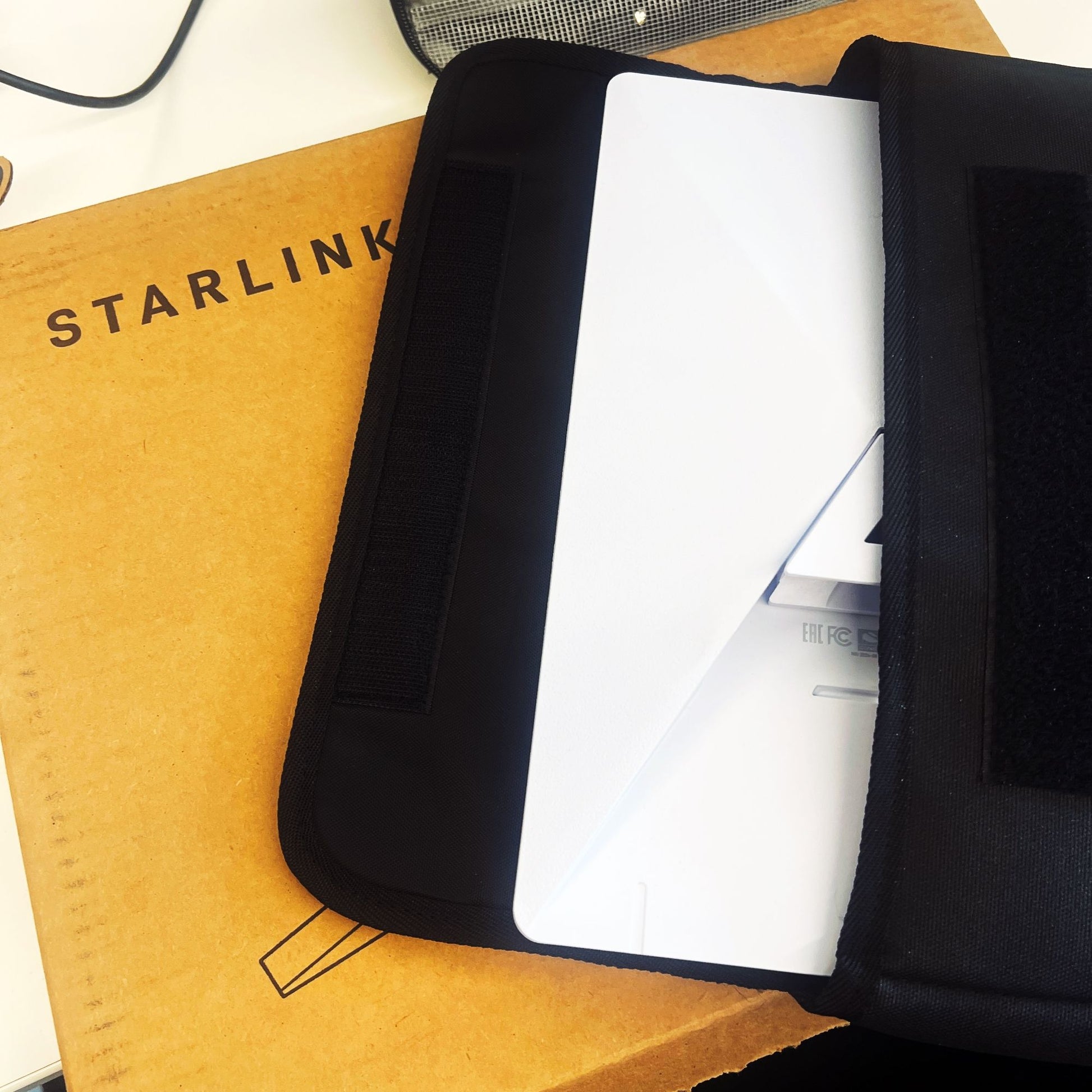 Starlink Mini kit packed inside the LID1519SL lid organizer pouch
