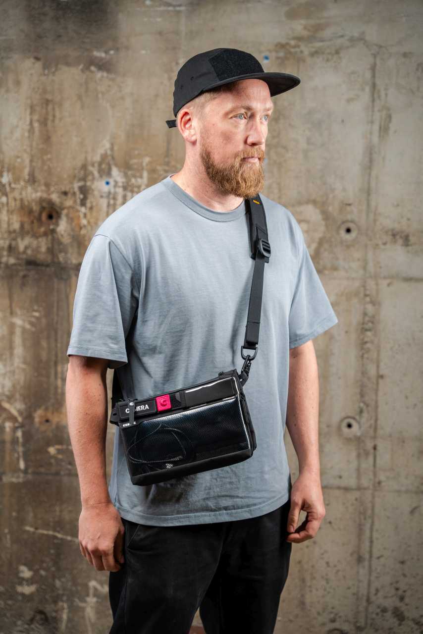 Photography_Strap_for_Hanging_crdbag