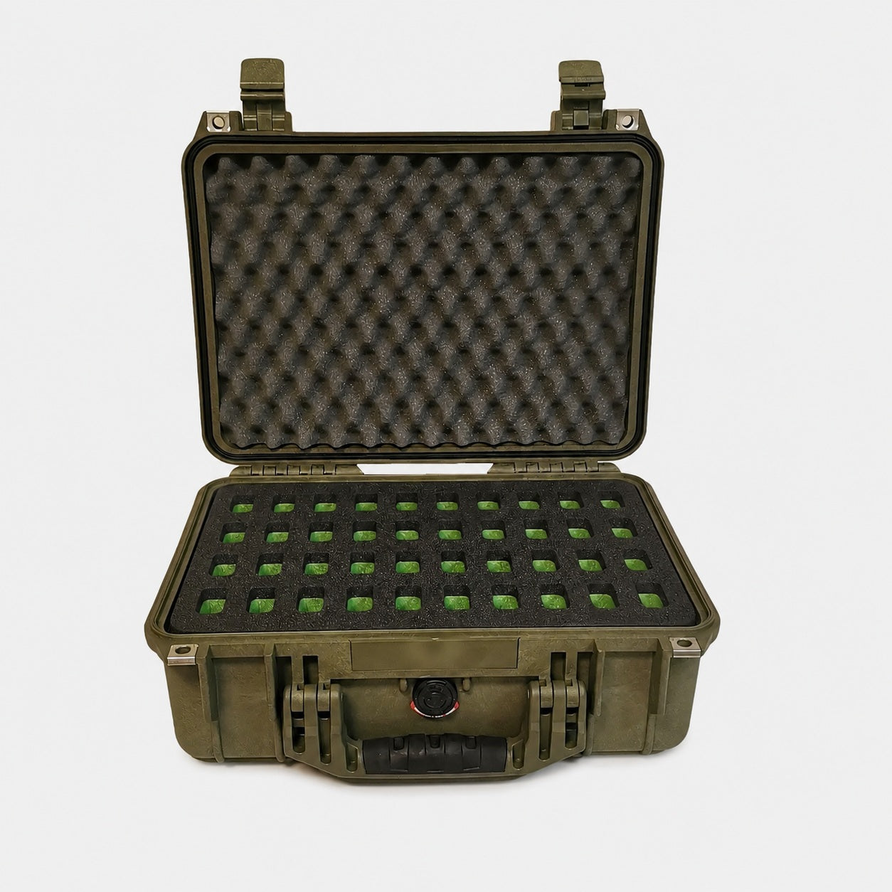 Tilpasset Peli 1450 knivkoffert for 40 foldekniver