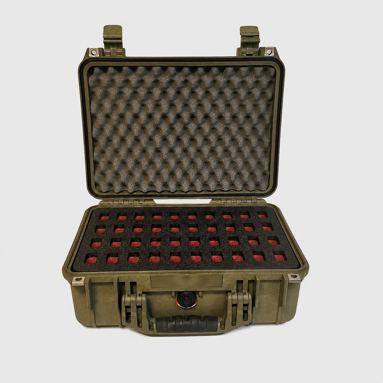 Tilpasset Peli 1450 knivkoffert for 40 foldekniver