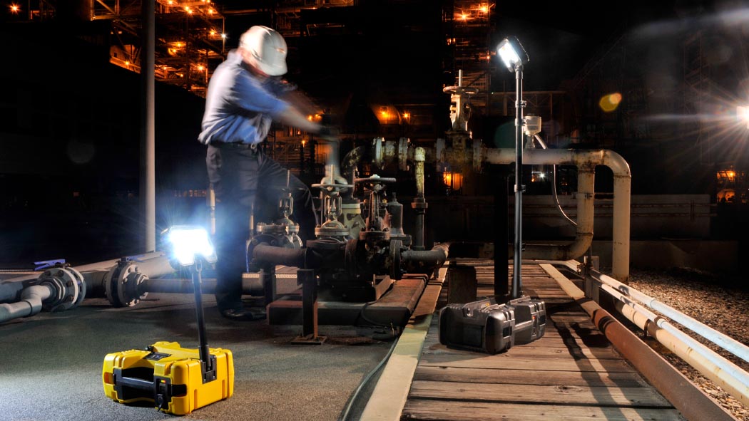 peli-9480-remote-area-factory-work-light