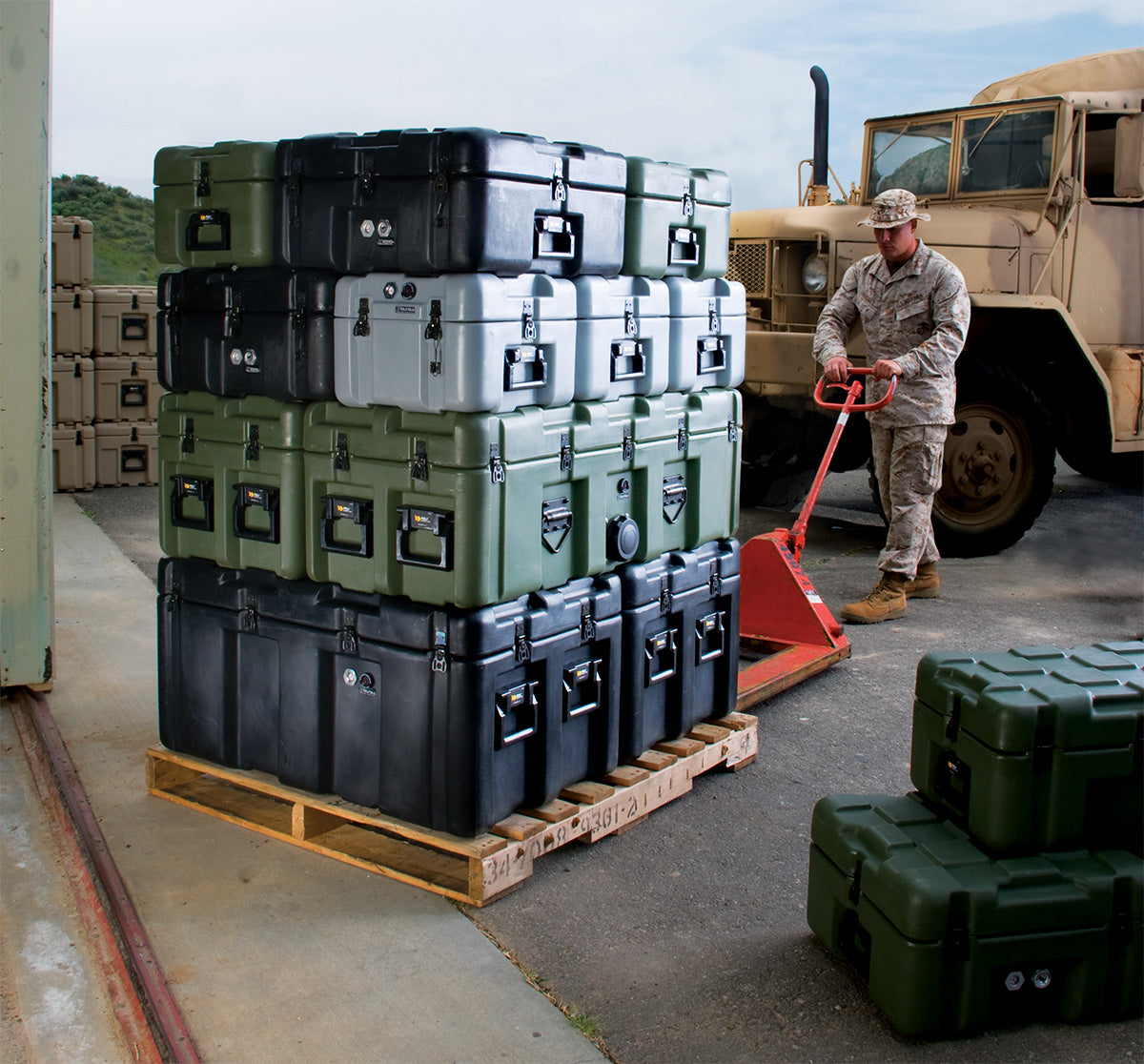 peli-isp-pallet-shipping-transport-hard-case