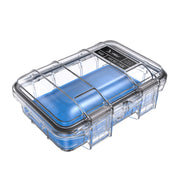 Peli M40 Micro Case in Transparent/Blau, geschlossen, mit durchsichtigem Deckel auf dem blauen wasserdichten Korpus